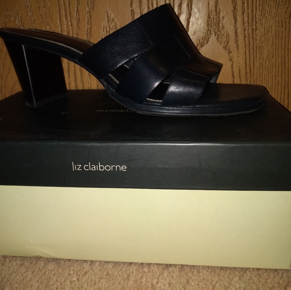 Shoes - Picture 2 of 5